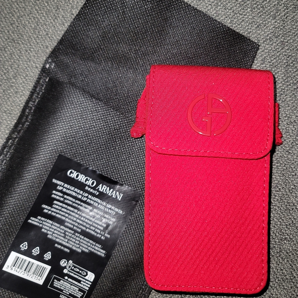 NWT Giorgio Armani beauty crossbody GWP